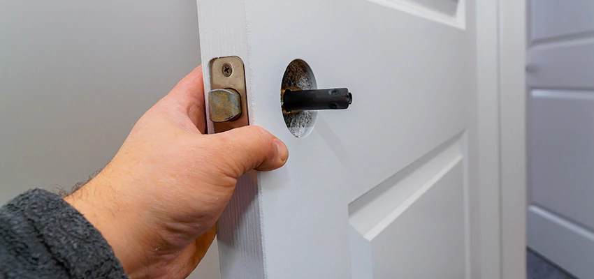 Nighttime Locksmith For Lock Repair in Bell, CA