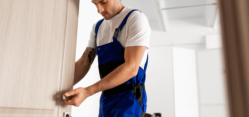 Car Lock Repair And Installation Expert in Bell, CA